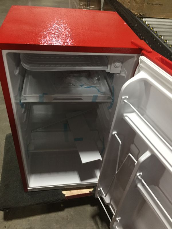 Photo 5 of Frigidaire - Retro 3.2 Cu. Ft. Mini Fridge - Red