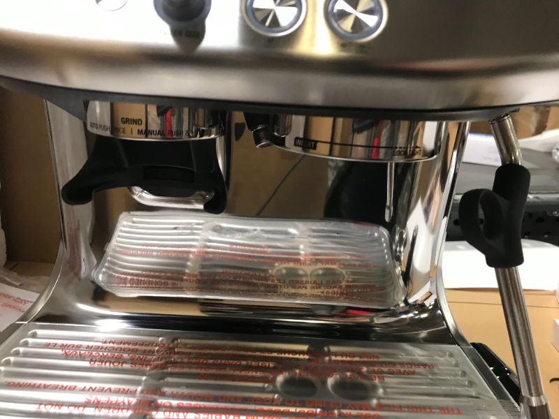 Photo 7 of Breville - the Barista Pro Espresso Machine with 15 bars of pressure, Milk Frother and intergrated grinder - Brushed Stanless Steel, BRAND NEW
