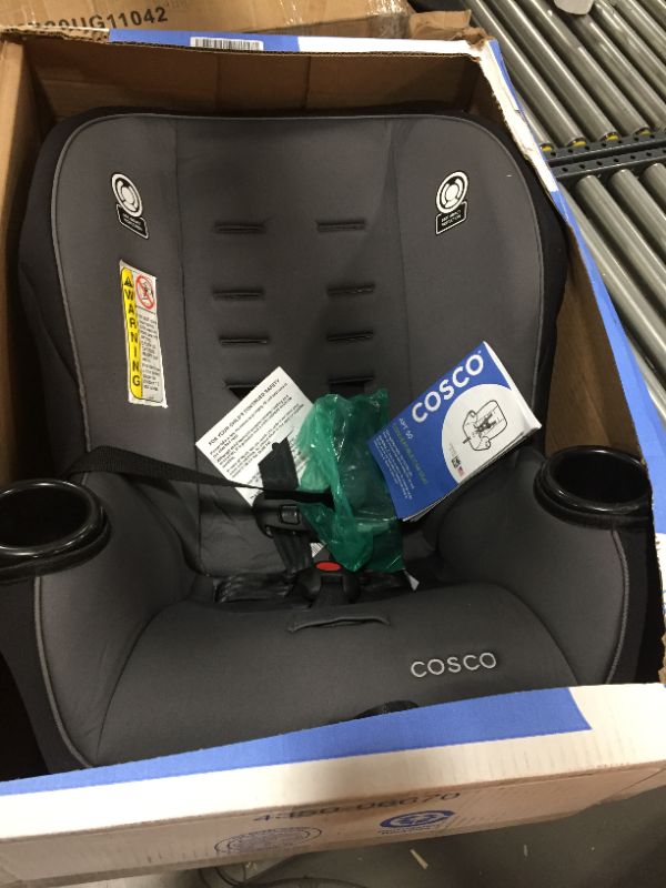 Photo 2 of Cosco Apt 50 Convertible Car Seat (Black Arrows)