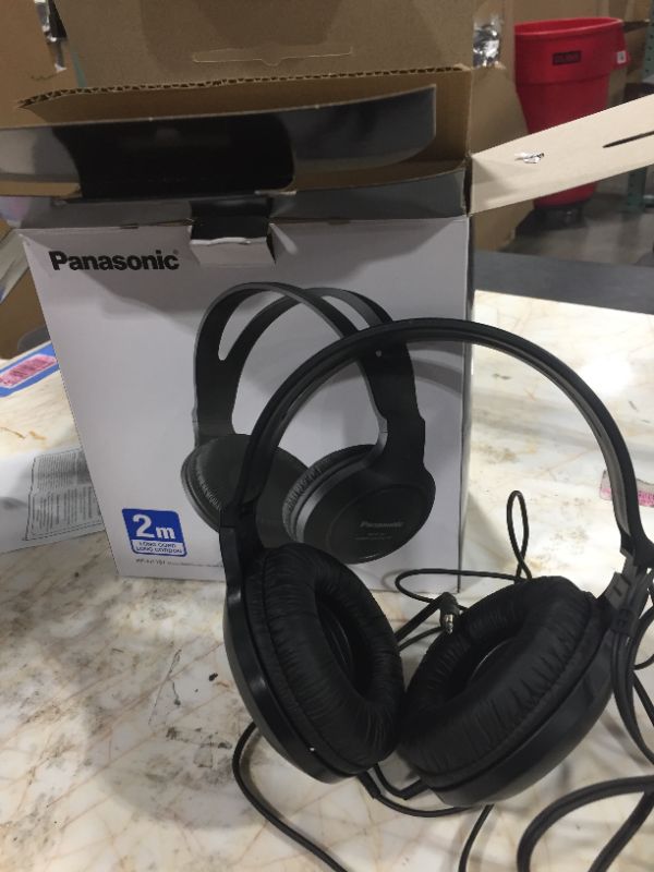 Photo 2 of Panasonic RP-HT161-K Full Size Over-Ear Wired Long-cord Headphones