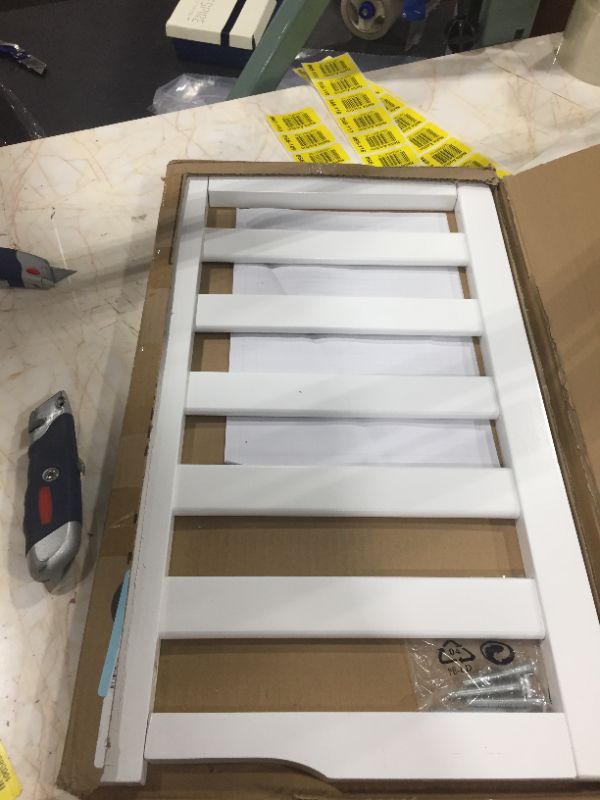 Photo 1 of Dream on Me Universal Convertible Crib Toddler Guard RAIL, White