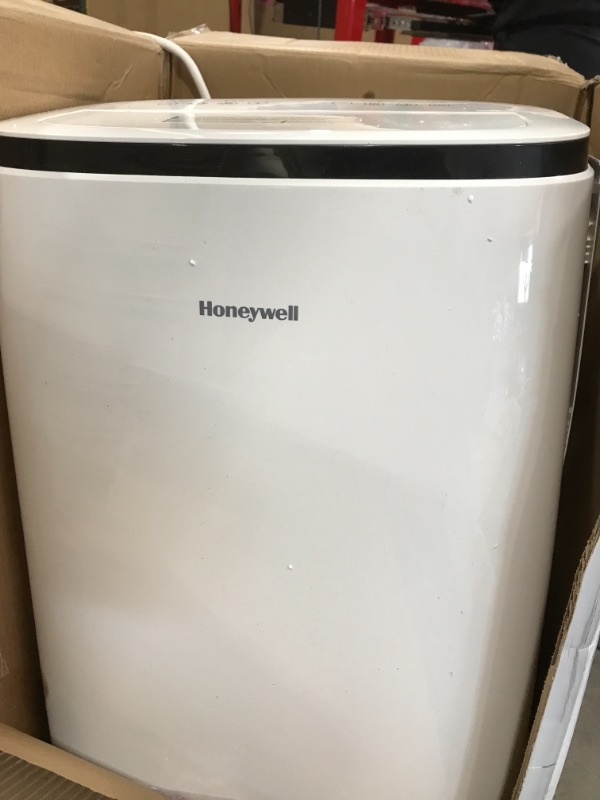 Photo 2 of HONEYWELL GE APPLIANCES SMART WIFI 3 IN 1 PORTABLE AIR CONDITONER