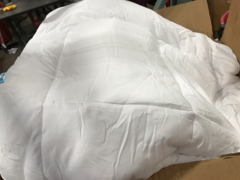 Photo 2 of Bedsure King Comforter Duvet Insert - Down Alternative White Comforter King Size, Quilted All Season Duvet Insert King Size with Corner Tabs
