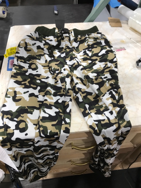 Photo 1 of CAMO JOGGER Sweats