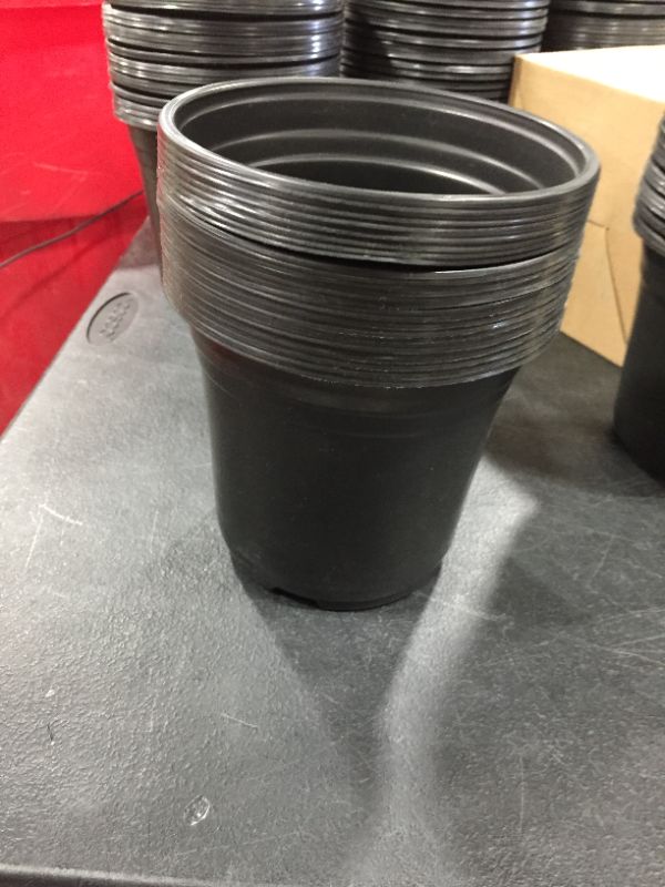 Photo 2 of 0.5 gallon Black pots (20CT)