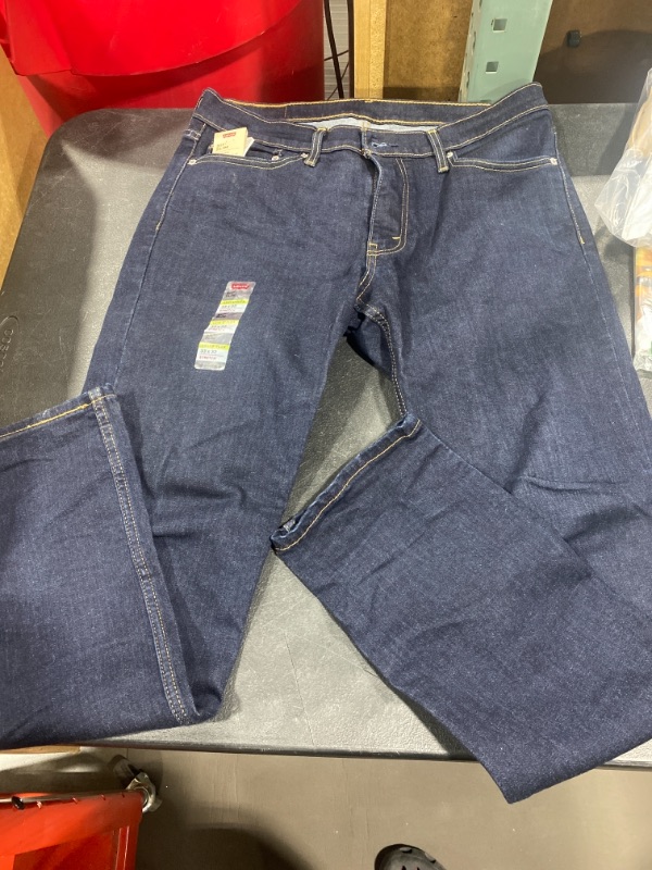 Photo 2 of Men's 511™ Slim Fit Jeans
Size 32x33
