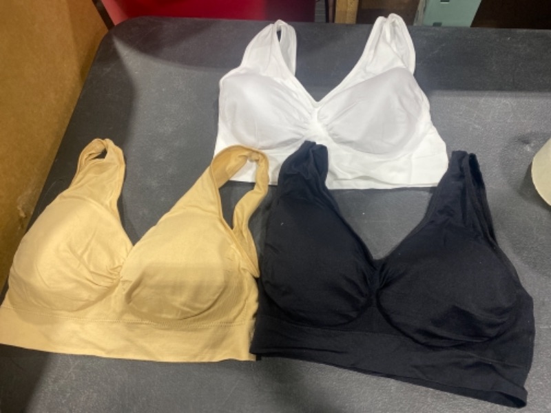 Photo 1 of BESTINA padded bras - Pack of three different colors 
 Size XL