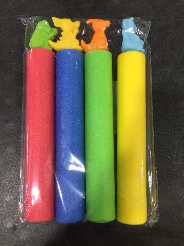 Photo 1 of QINGQIU 4 Pack Dinosaur Water Guns Super Squirt Guns Water Soaker Blaster Toys for Kids Boys Girls Summer Beach Pool Outdoor Play
