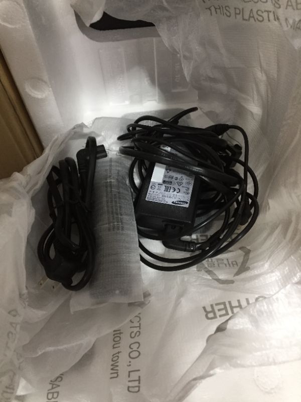 Photo 1 of Samsung - 3.1-Channel Soundbar with Wireless Subwoofer and DTS