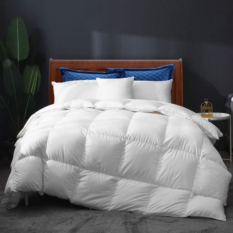 Photo 1 of APSMILE All Seasons Goose Down Comforter King Size Feather Down Duvet - Ultra-Soft Cotton, 750 Fill-Power 55oz Cloud Fluffy Medium Warm Quilt Comforter Insert(106x90, Solid White)