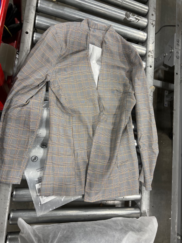 Photo 2 of LUYEESS Women's Casual Work Office Notch Lapel Pockets Buttons Blazer Suit Jacket SIZE L
