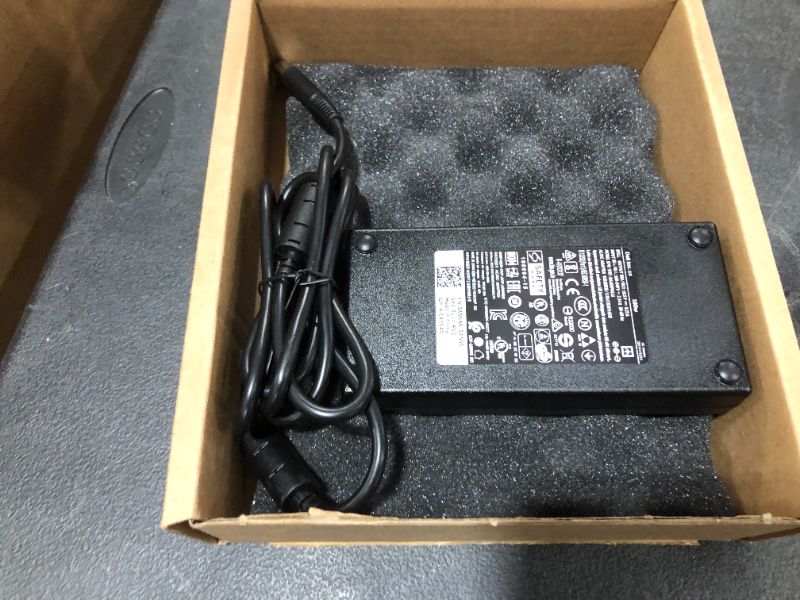 Photo 4 of Dell K17A WD15 Port Station Usb-C Docking Station Black Incl. 130W Power Supply
