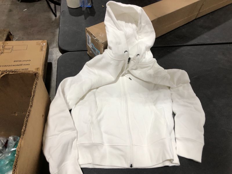 Photo 2 of Amazon Essentials Men's Full-Zip Hooded Fleece Sweatshirt, WHITE, SIZE S