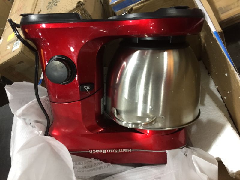 Photo 2 of Hamilton Beach 7 Speed Stand Mixer, Red Model 63395.