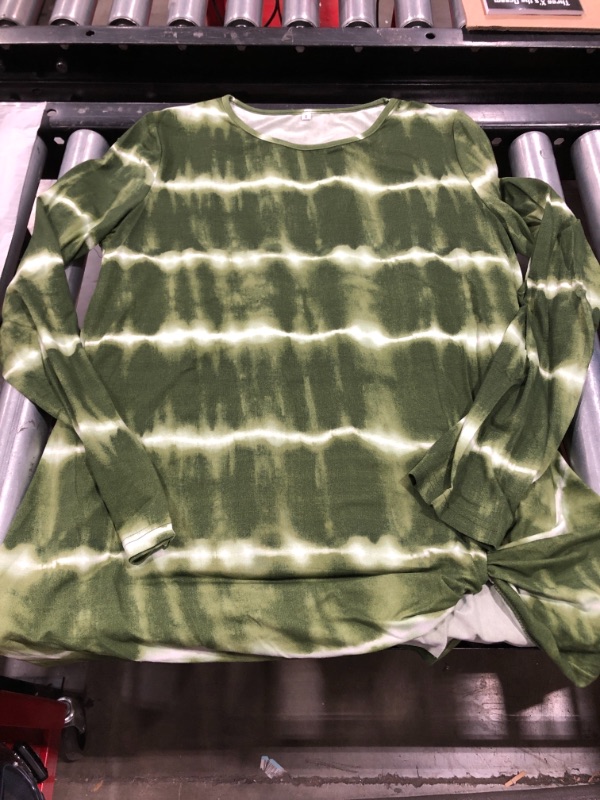 Photo 1 of Size S - green long sleeve tie dye shirt 