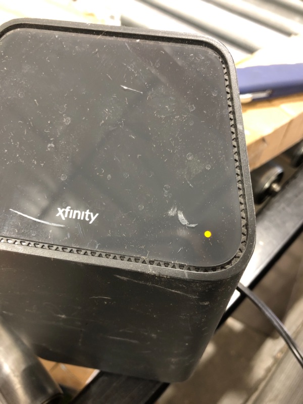 Photo 1 of Comcast Xfinity Hd Box Xg1-a Arris Model Mx011anm With Power Adapter & Remote and WestNet Comcast XFINITY Arris XB6 xFi Advanced Gateway Modem TG3482G Docsis 3.1 Gigabit

