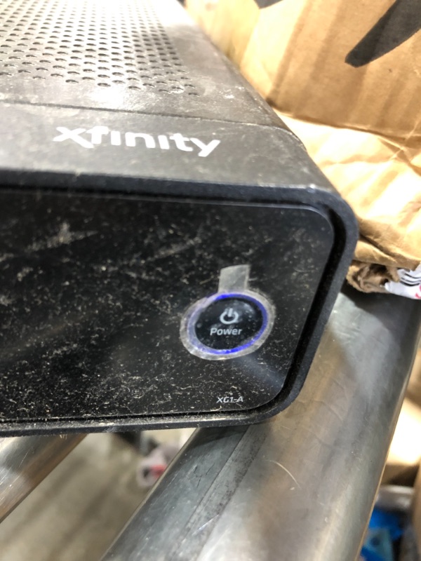Photo 1 of Comcast Xfinity Hd Box Xg1-a Arris Model Mx011anm With Power Adapter & Remote and WestNet Comcast XFINITY Arris XB6 xFi Advanced Gateway Modem TG3482G Docsis 3.1 Gigabit
