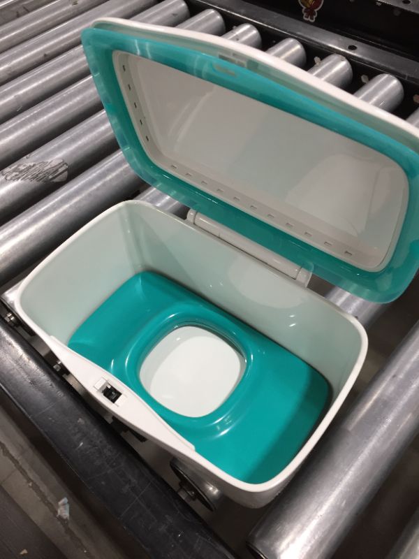 Photo 2 of OXO Tot Perfect Pull Wipes Dispenser, Teal
