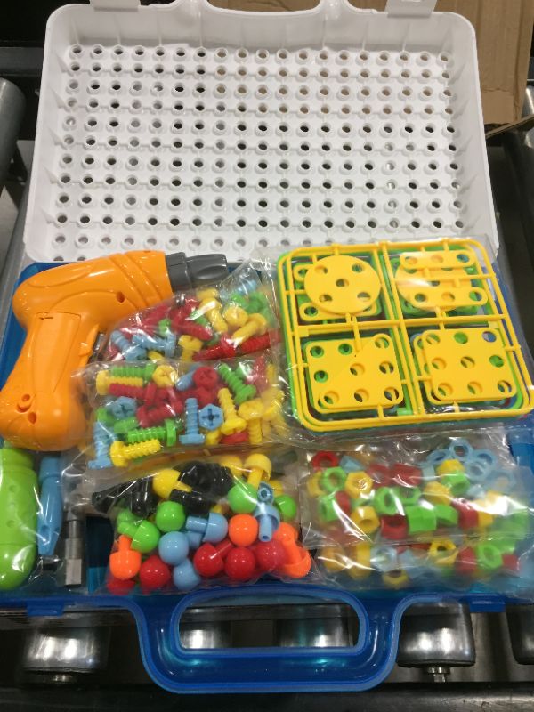 Photo 1 of WISESTAR 303PCS Electric Drills Puzzle Toy Set for Kids, 3D Design Creative Mosaic Drill Set STEM Toy with Screw Driver
