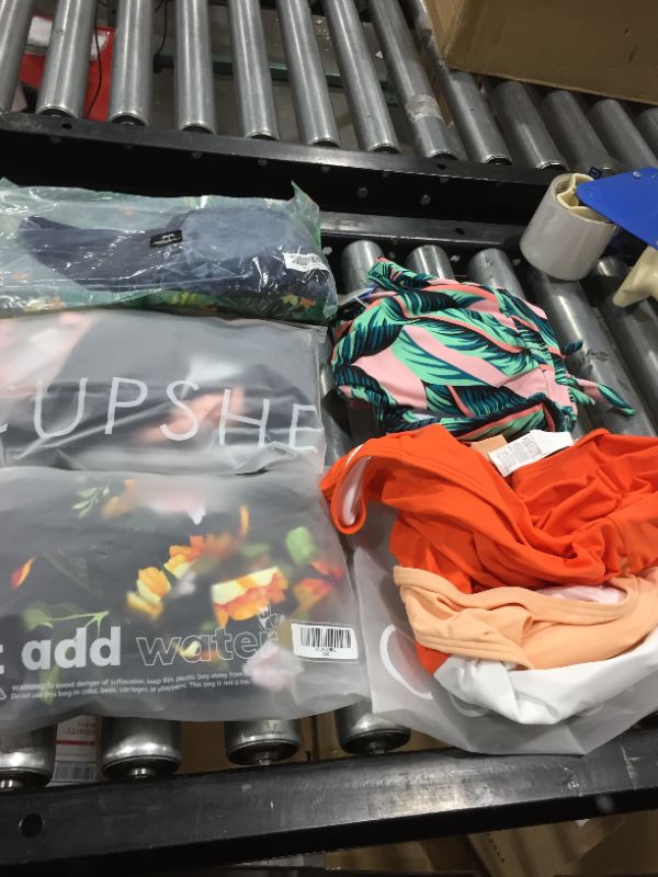 Photo 1 of Box lot - 5 bathing suits (various styles, sizes, and designs)
ALL BRAND NEW AND STILL HAVE ORIGINAL TAGS 
