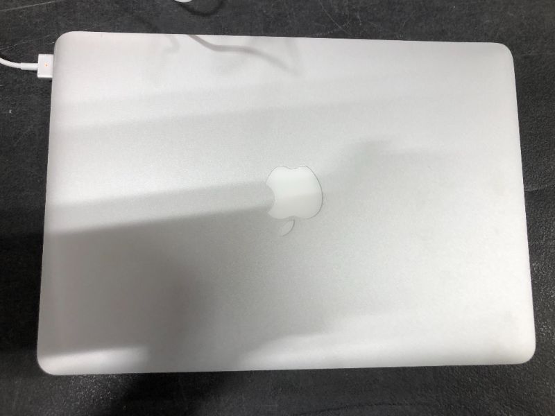 Photo 3 of Apple MacBook Pro 13-Inch "Core i5" 2.4