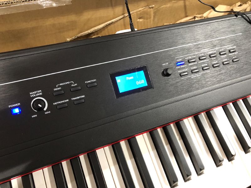 Photo 3 of Alesis Recital Pro 88 KEY PIANO