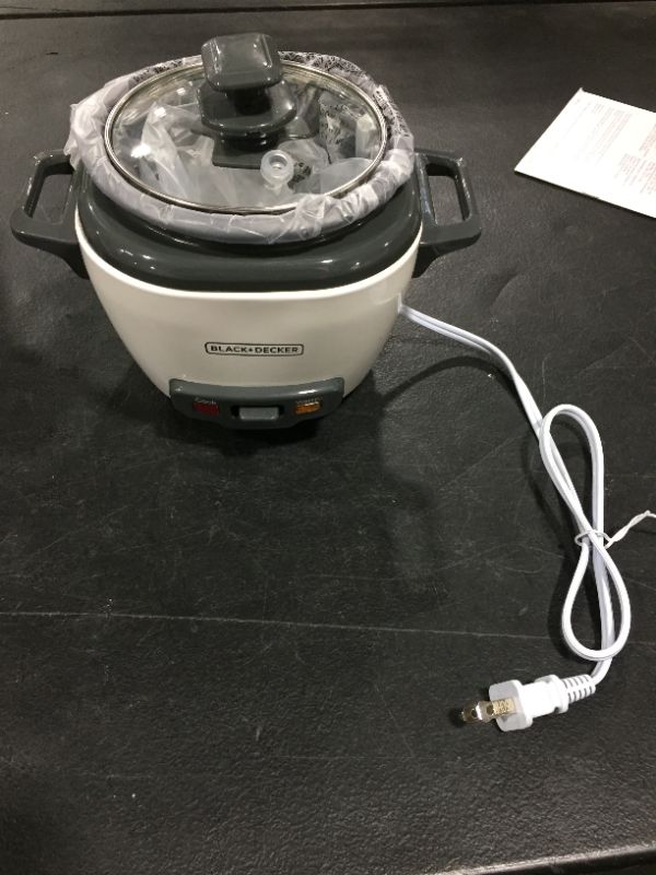 Photo 3 of BLACK+DECKER Uncooked Rice Cooker, 3-cup, White