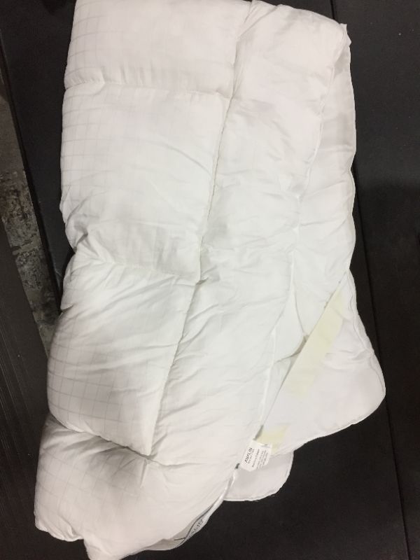 Photo 1 of ANALIN Extra Thick Mattress Topper, Plush 3 Inch Down Alternative Fiber Soft and Breathable 300TC Cotton Percale Cover -?Twin Size?