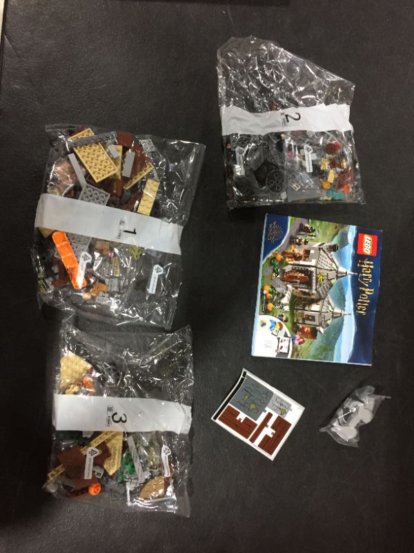 Photo 2 of LEGO Harry Potter Hagrid's Hut: Buckbeak's Rescue Building Set with Hippogriff Figure 75947 missing parts