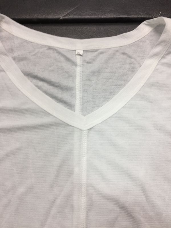 Photo 1 of Women's white t-shirt
size XL