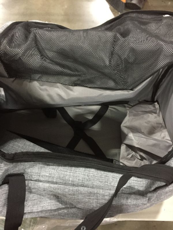 Photo 3 of Men's Gray Suitcase