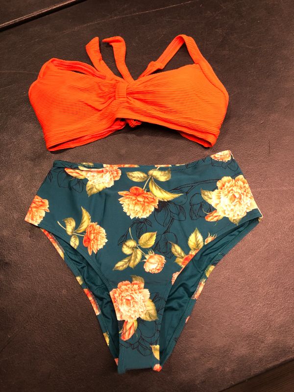 Photo 1 of Women's Two Piece Floral Bathing Suit 