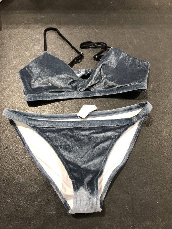 Photo 1 of CUPSHE Women's Low Rise Adjustable Shoulder Straps Bikini Swimsuit Sets XL
