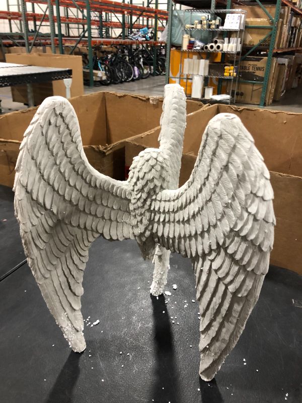 Photo 1 of 3 Leg Angel Wing Table Stand