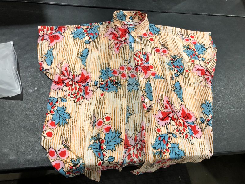 Photo 2 of Cupshe Floral Print Buttoned Cover Up Medium
 