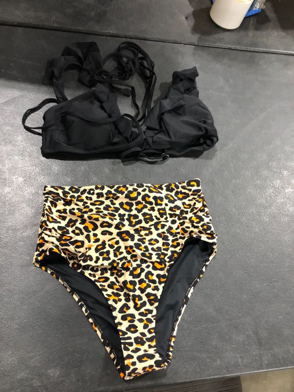 Photo 2 of Cupshe Black And Leopard Falbala Bikini Medium
