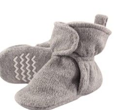 Photo 1 of Hudson Baby Unisex-Baby Cozy Fleece Booties size 12-18month 
