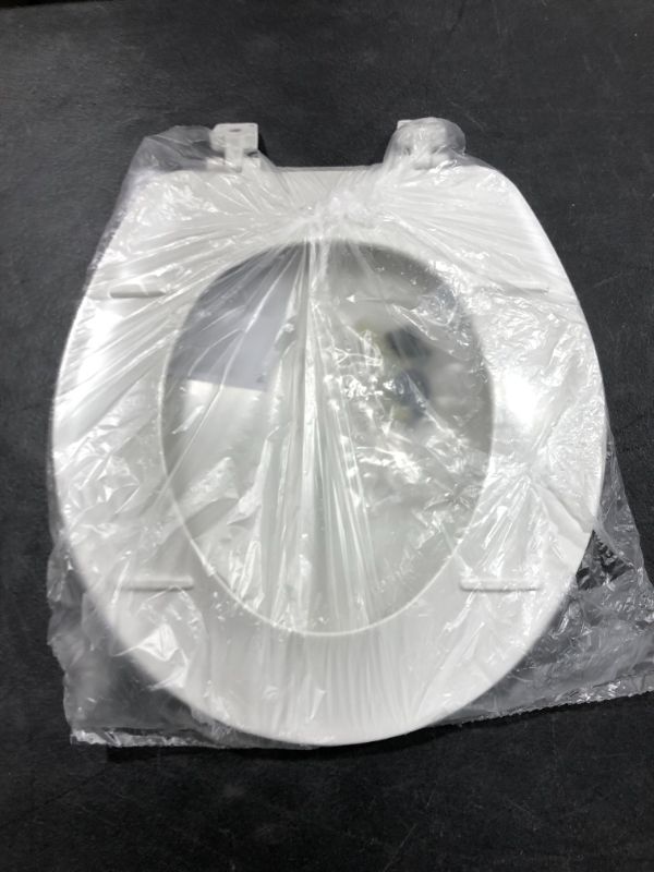 Photo 2 of BEMIS GR70 000 Toilet Seat, with Cover, Plastic, Round, White
