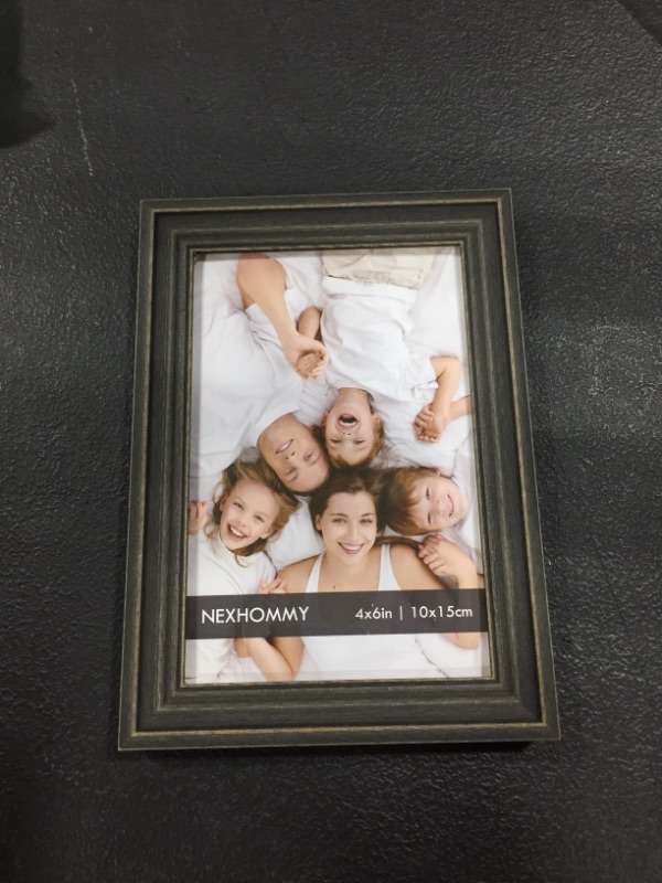 Photo 1 of 4x6 inch picture frame