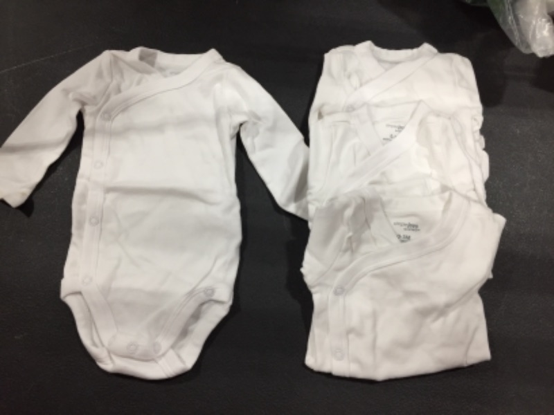 Photo 1 of 0-3M, white onesie for babies, quantity 4