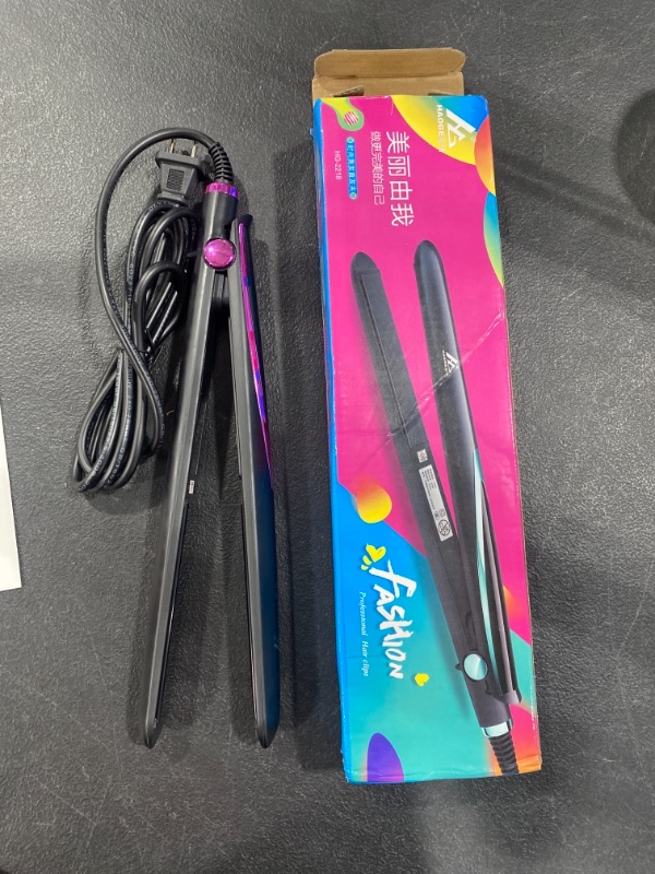 Photo 1 of 220V hair straightener