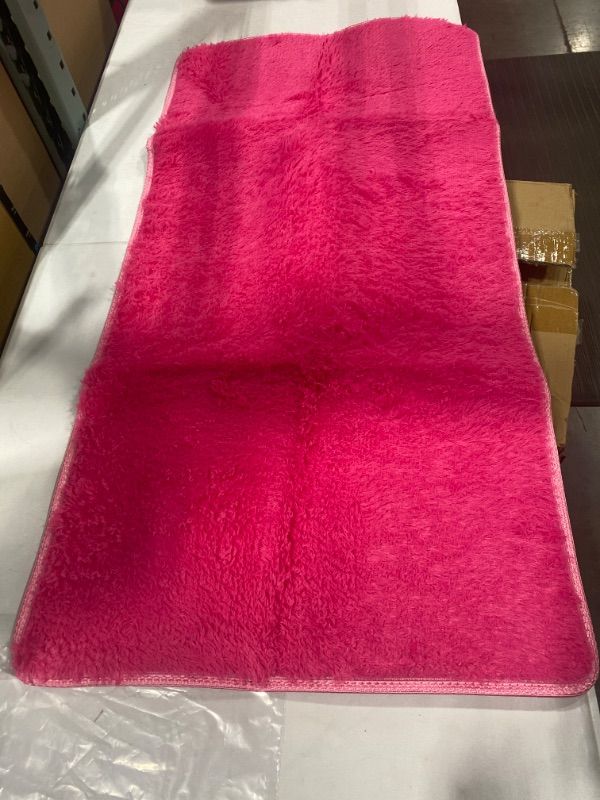 Photo 1 of 120 x 60 cm pink faux fur bathroom mat, Pack of two
