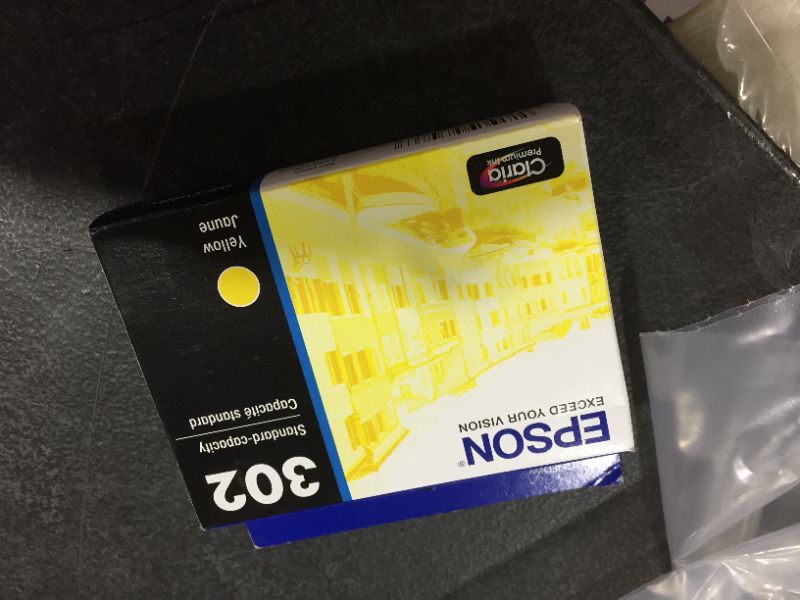 Photo 2 of Epson - 302 Standard Capacity - Yellow Ink Cartridge - Yellow
