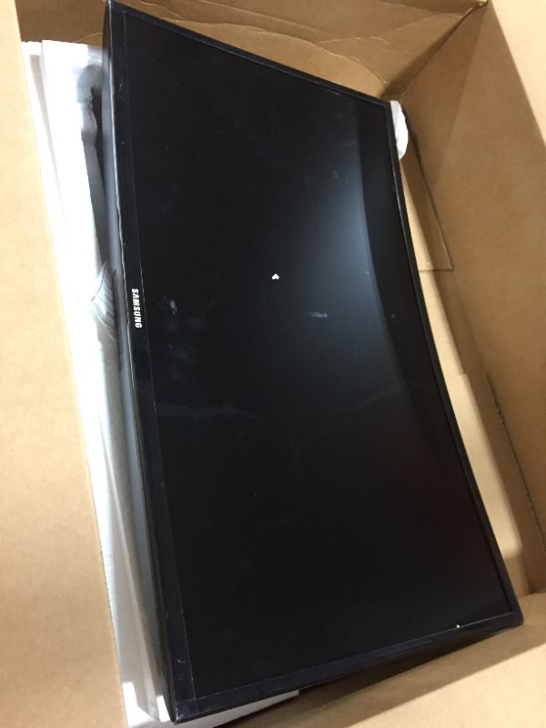 Photo 4 of Samsung Curved FHD Monitor, 27-Inch CF398 Series-- PARTS ONLY
