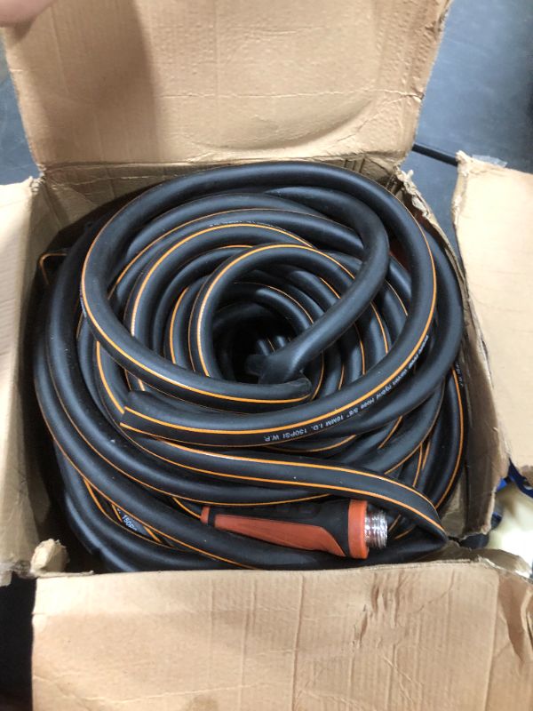 Photo 2 of Giraffe Hybrid Garden Hose 5/8" x 100ft, Heavy Duty, Flexible, Lightweight Water Hose with Grip Handle, Male to Female Fittings
