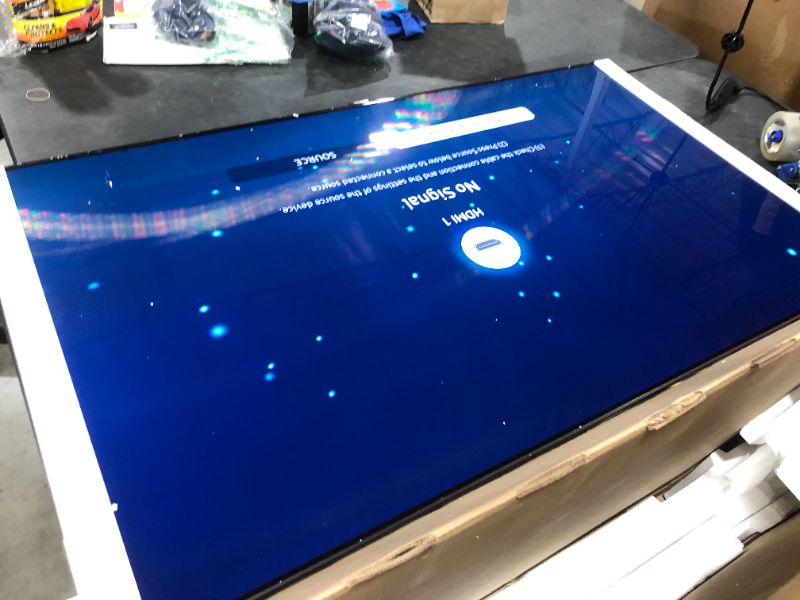 Photo 2 of 65" Class Q80T Series QLED 4K UHD Smart Tizen TV