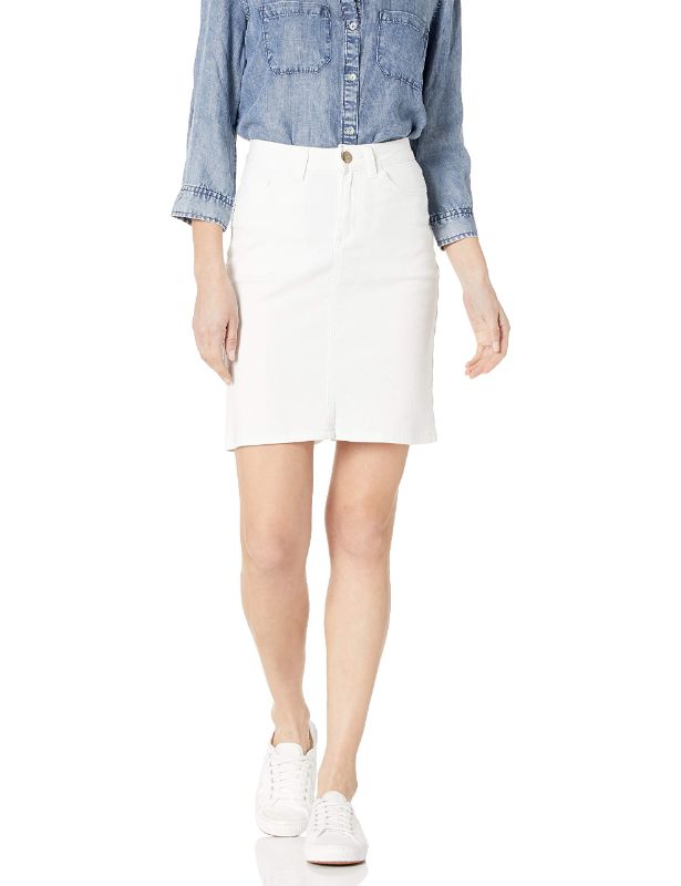 Photo 1 of Lee Women's Regular Fit SIZE 12 Denim Skirt, WHITE
