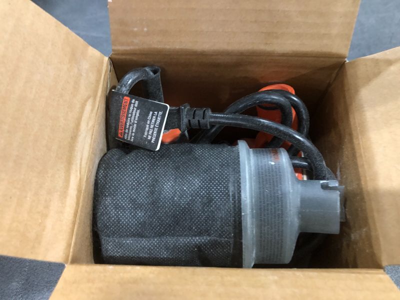 Photo 2 of BLACK+DECKER Random Orbit Sander, 5-Inch (BDERO100)
