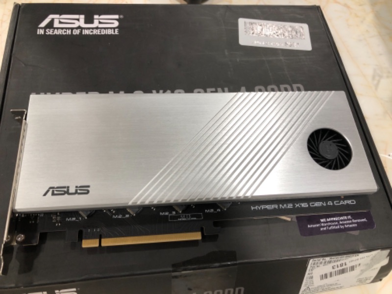 Photo 3 of ASUS Hyper M.2 x16 Gen 4 Card (PCIe 4.0/3.0) supports four NVMe M.2 (2242/2260/2280/22110) devices up to 256 Gbps for AMD TRX40/X570 PCIe 4.0 NVMe RAID and Intel® platform RAID-on-CPU functions
