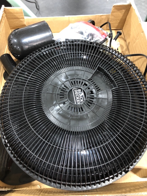 Photo 2 of Black & Decker BFSR16B 16" Stand Fan, with Remote
